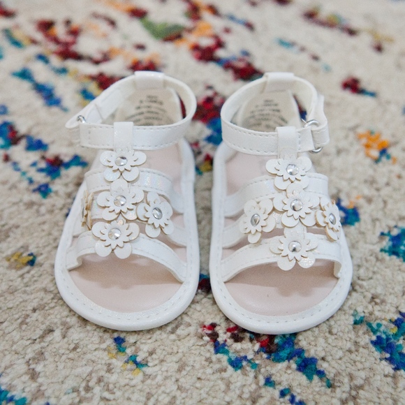 children's place baby sandals